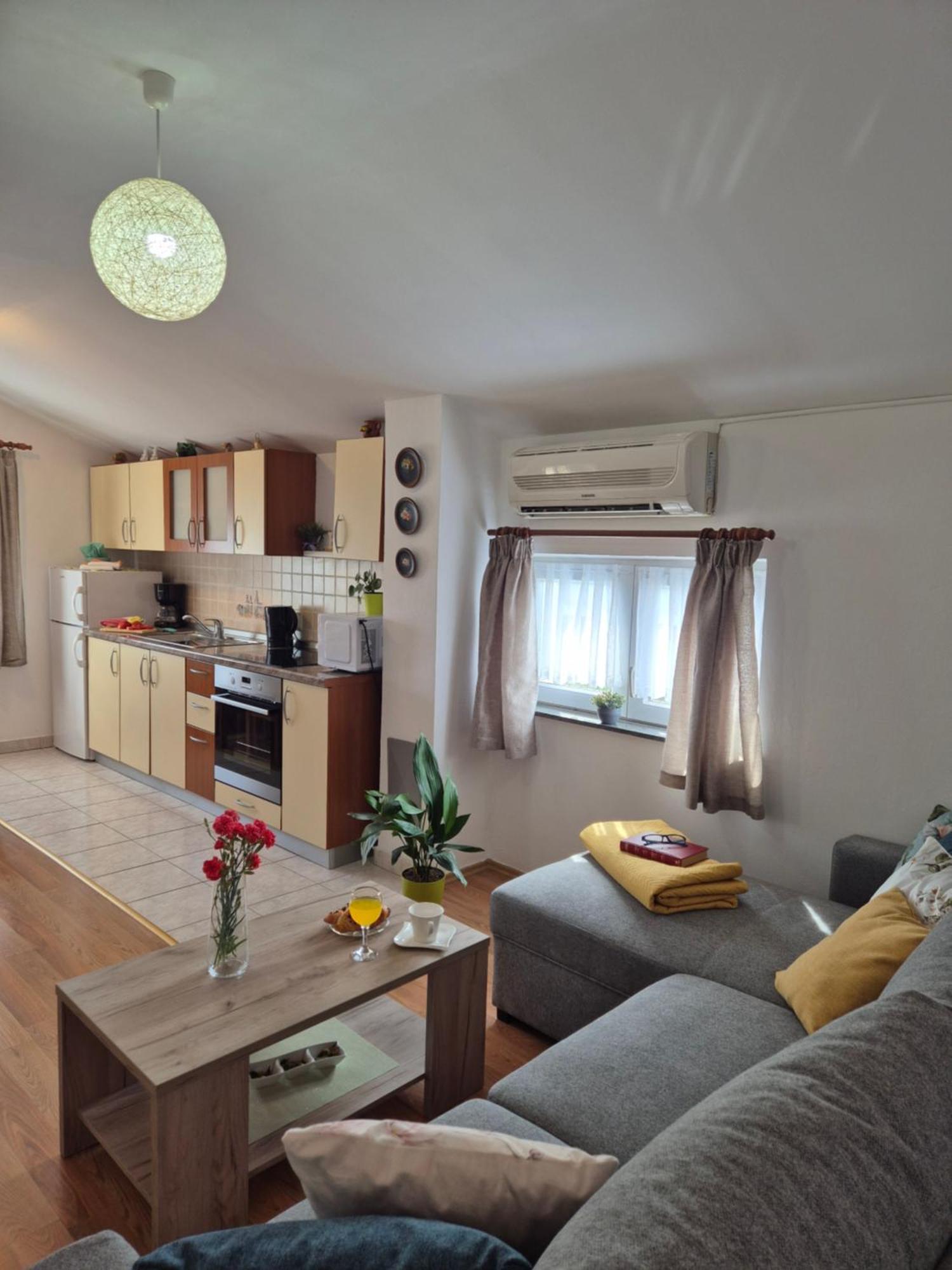 Appartamento Apartman Lucija Pridraga Esterno foto