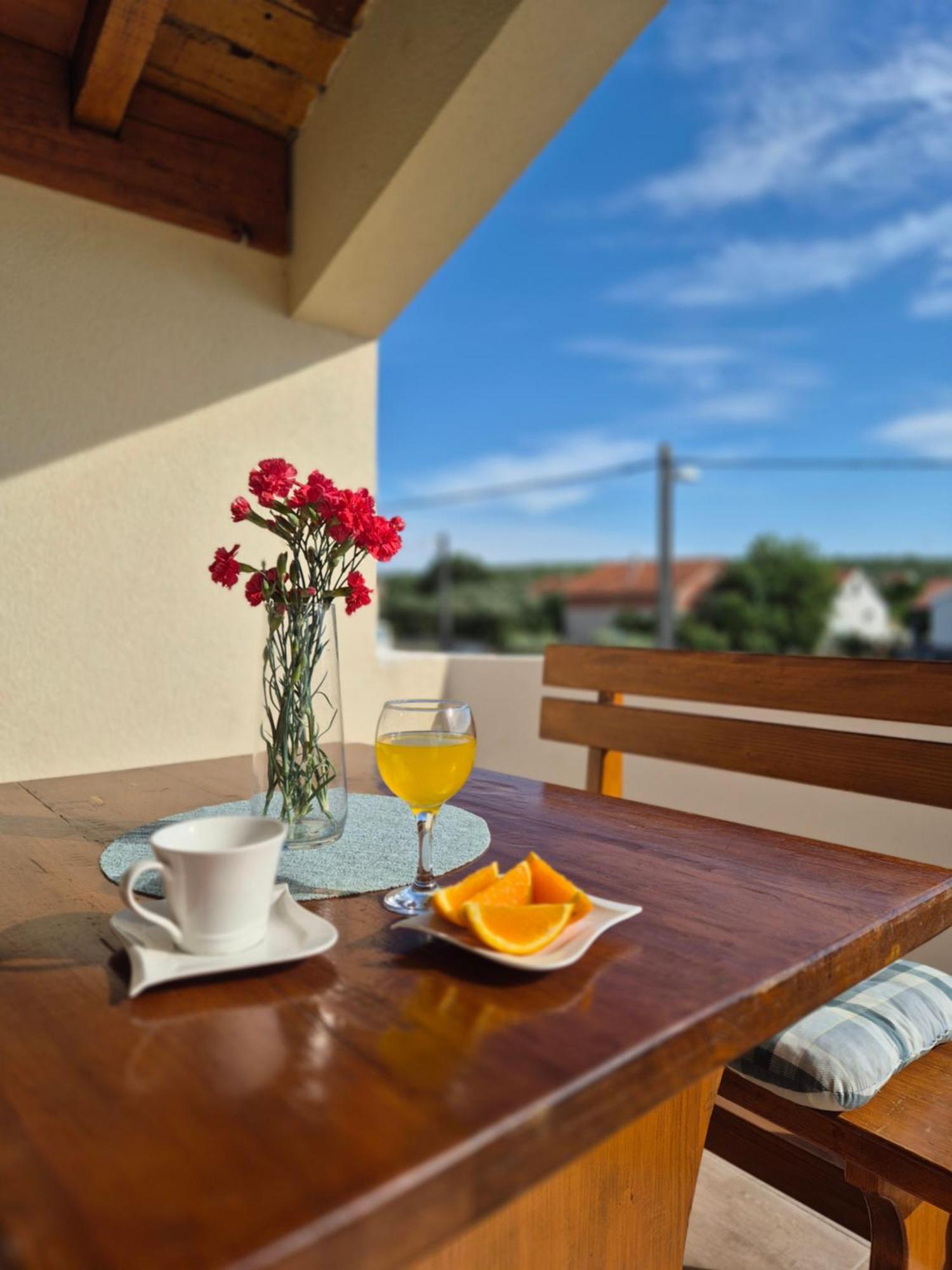 Appartamento Apartman Lucija Pridraga Esterno foto